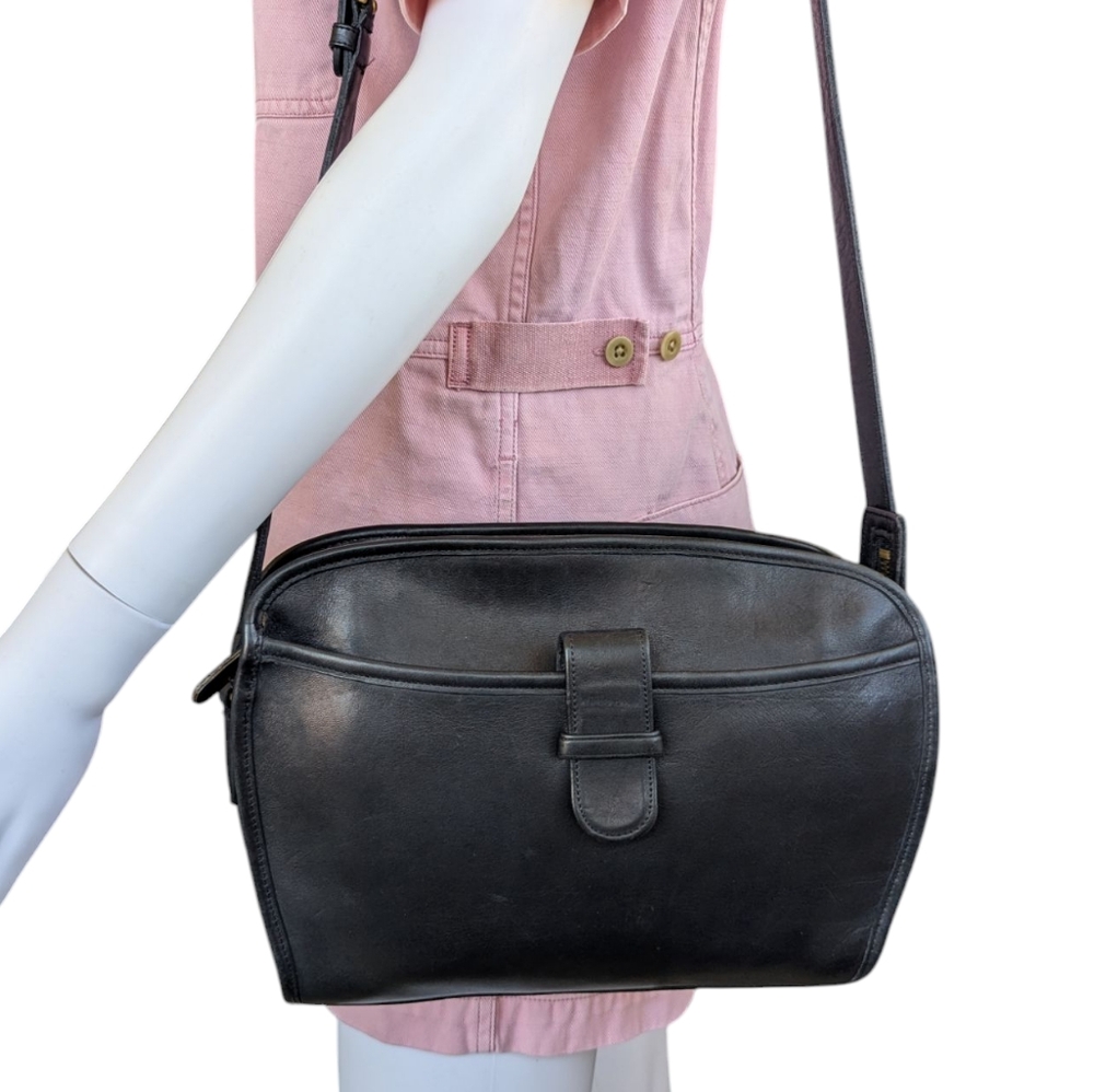 Coach Elegant Black Crossbody Bag